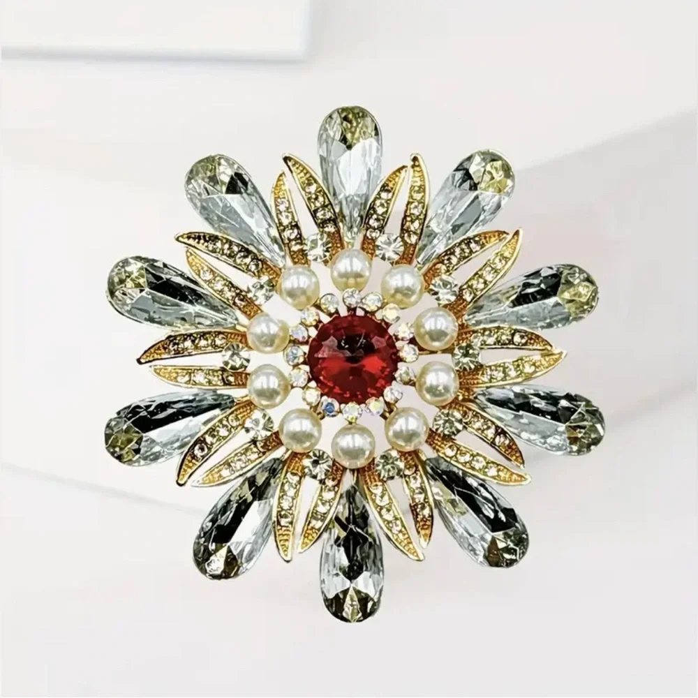Floral Fashion Brooch Modern